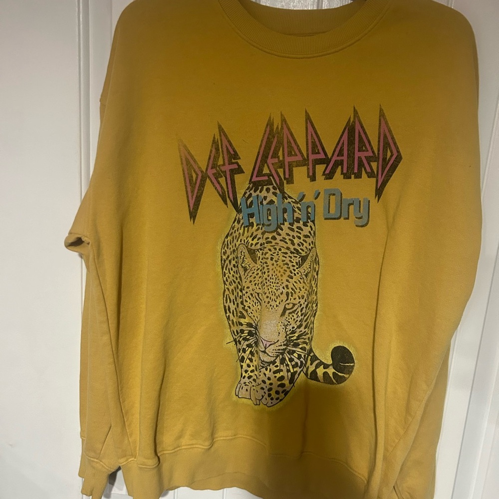 Def Leppard Graphic Crewneck Sweater - Mustard